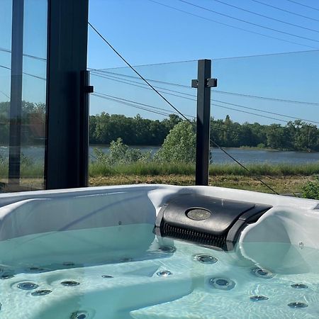 Jacuzzi Et Vue Sur Loire - Maison D'Hotes L'Odyssee La Chapelle-sur-Loire 외부 사진