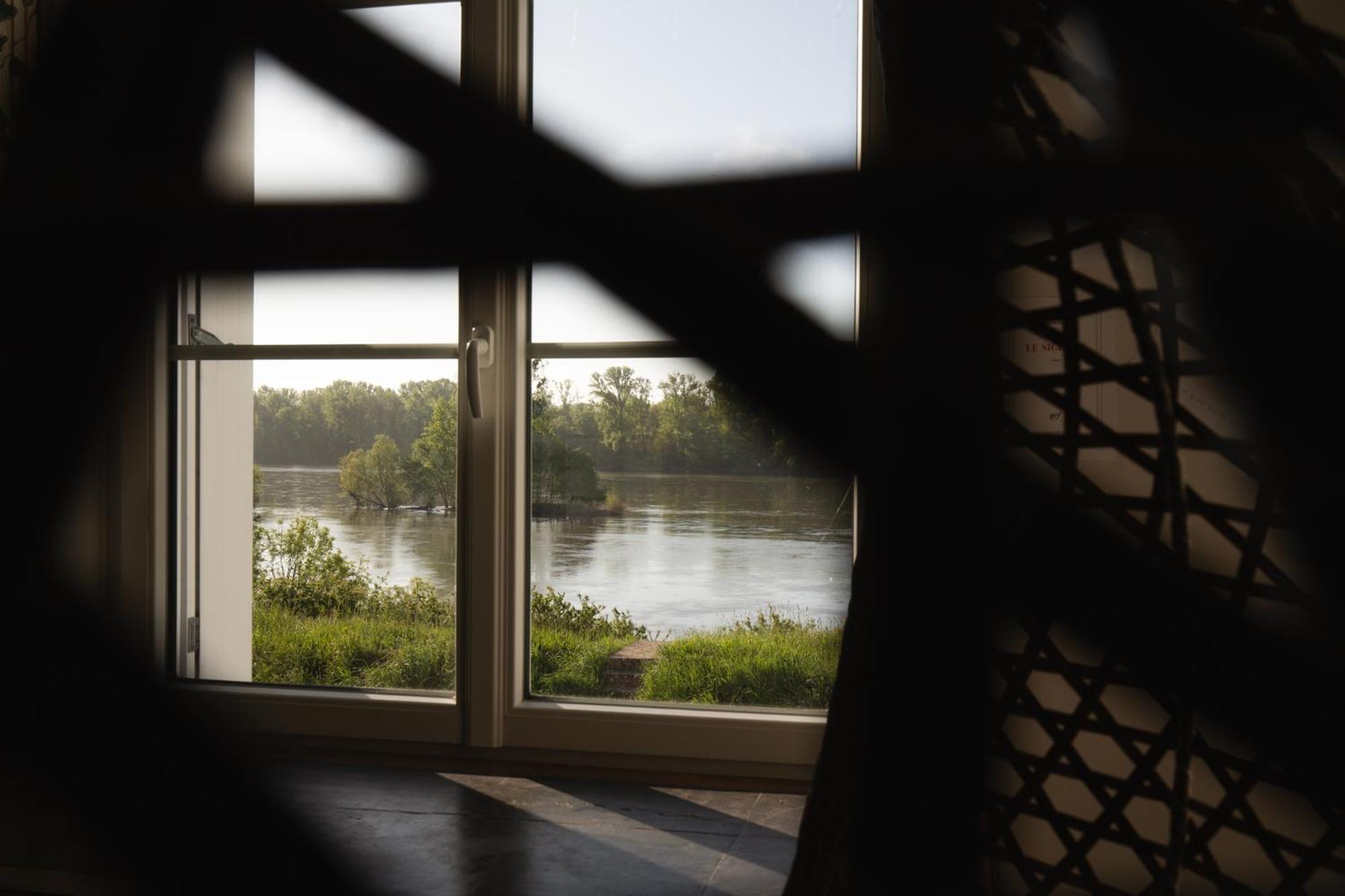 Jacuzzi Et Vue Sur Loire - Maison D'Hotes L'Odyssee La Chapelle-sur-Loire 외부 사진